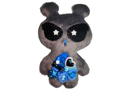 Classic Alien plushie